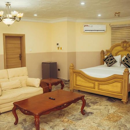 J'S Place Abuja Buitenkant foto