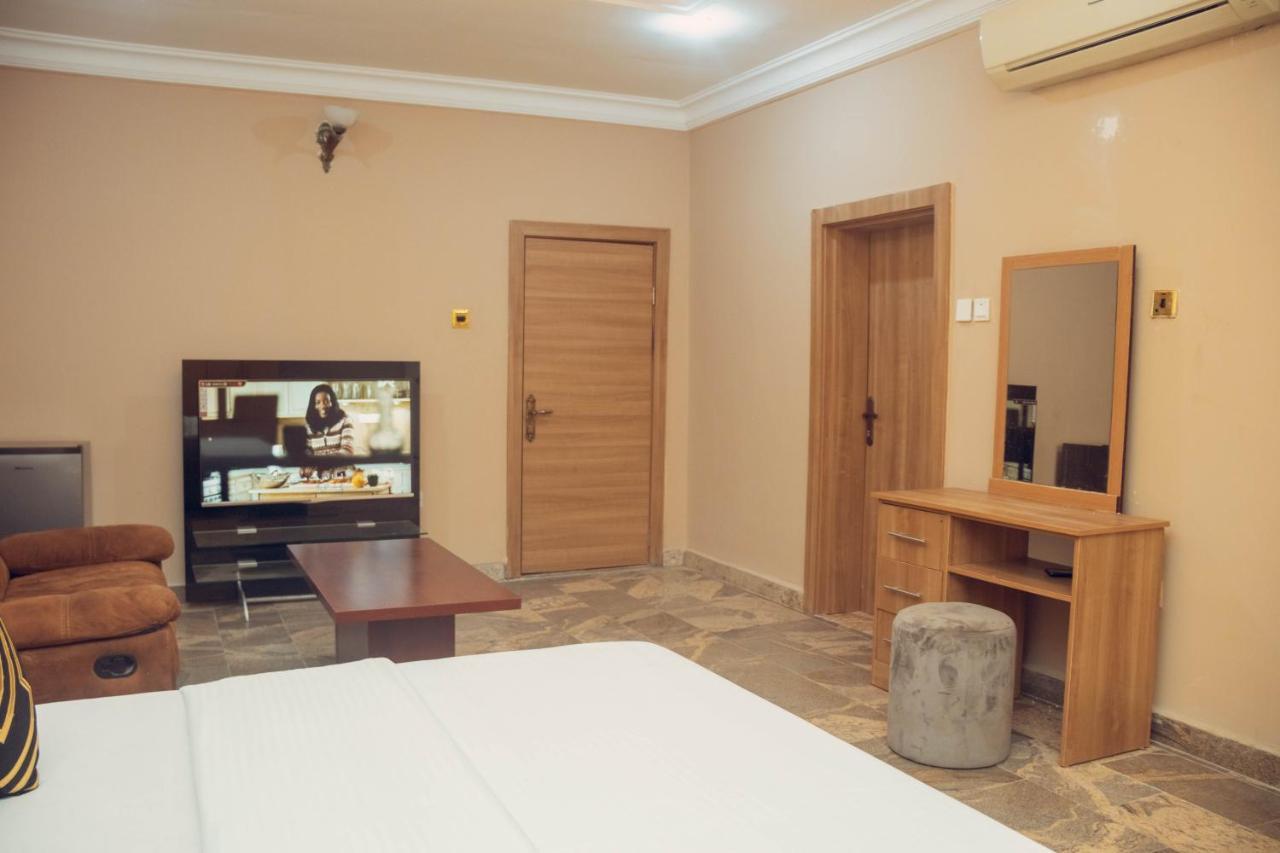 J'S Place Abuja Buitenkant foto