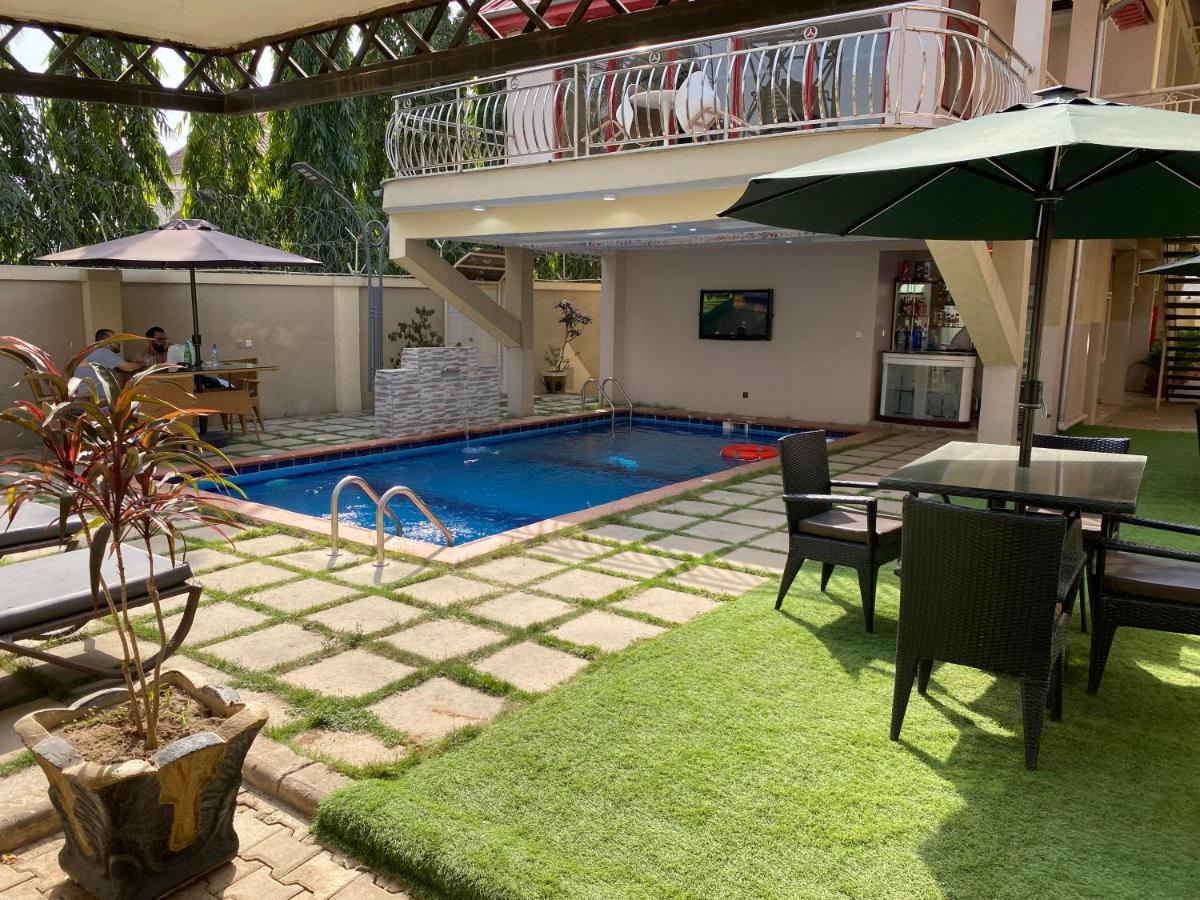 J'S Place Abuja Buitenkant foto